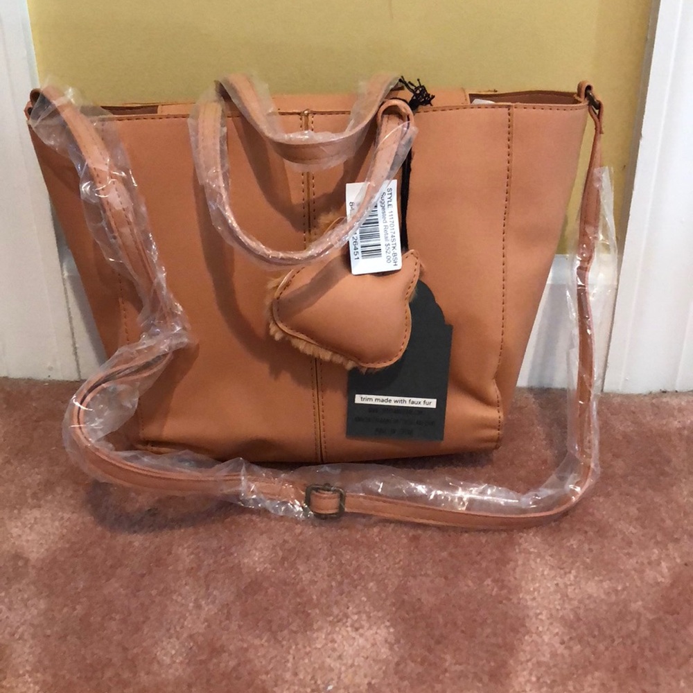 Cute PAWS bag. Salmon. $27 Today only - Picture 3 of 3